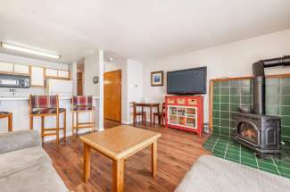 Donner Ski Ranch Condominium #104